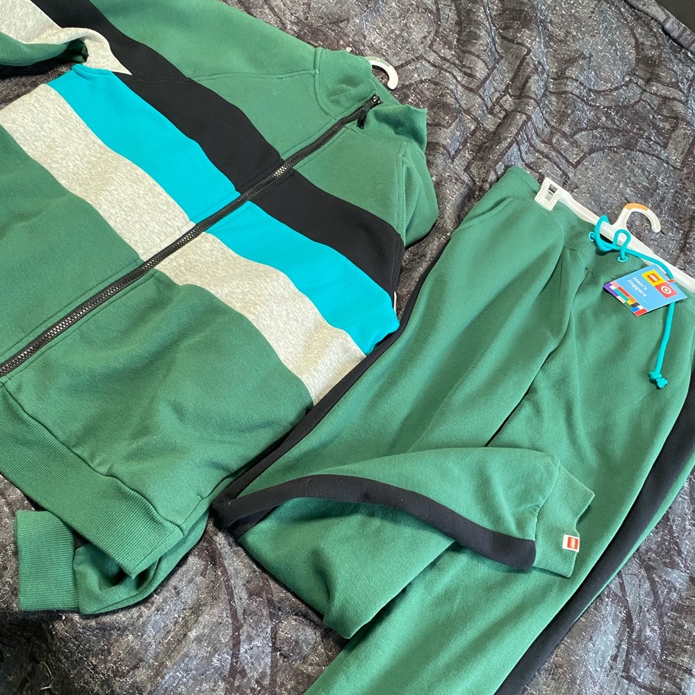Jogging suit